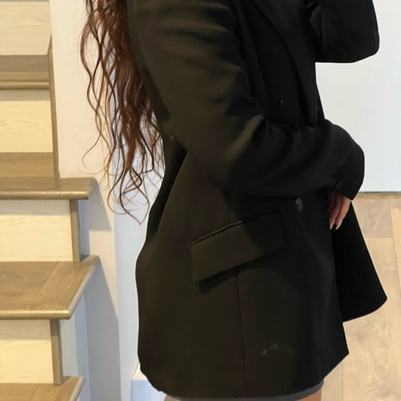 Aritzia black blazer - Picture 3 of 8